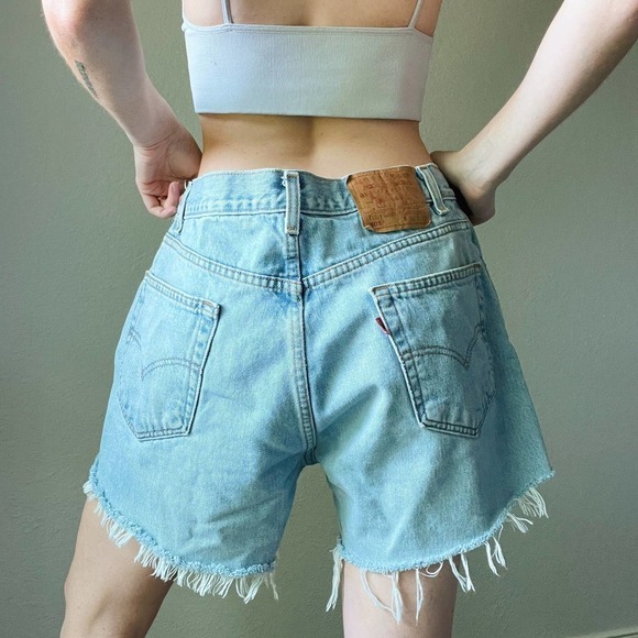 Vintage Levi's 505 Light Wash Raw Hem High Waist Cut Off Shorts - Picture 3 of 6